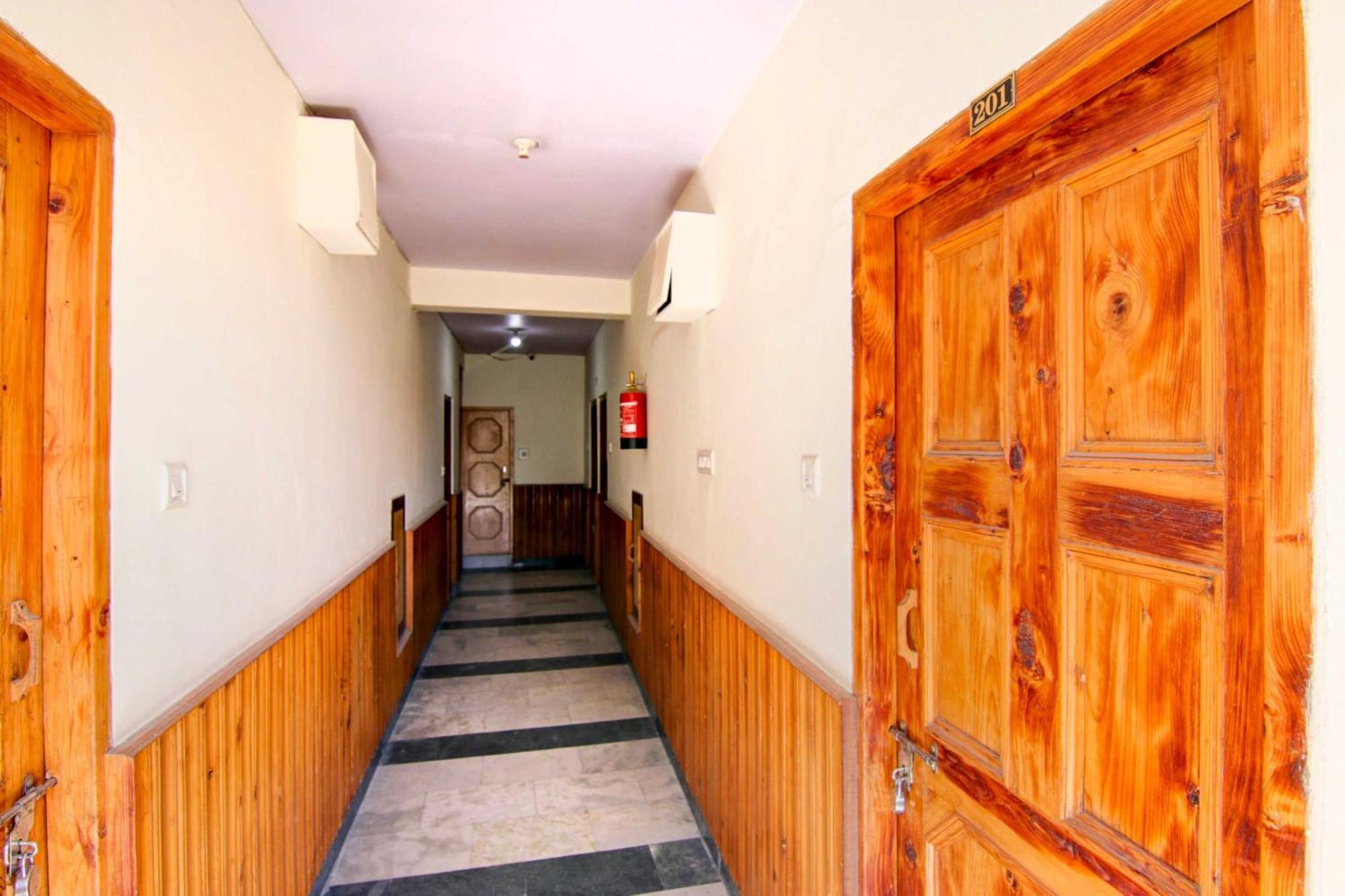 מנאלי Hotel O Kundan Inn מראה חיצוני תמונה